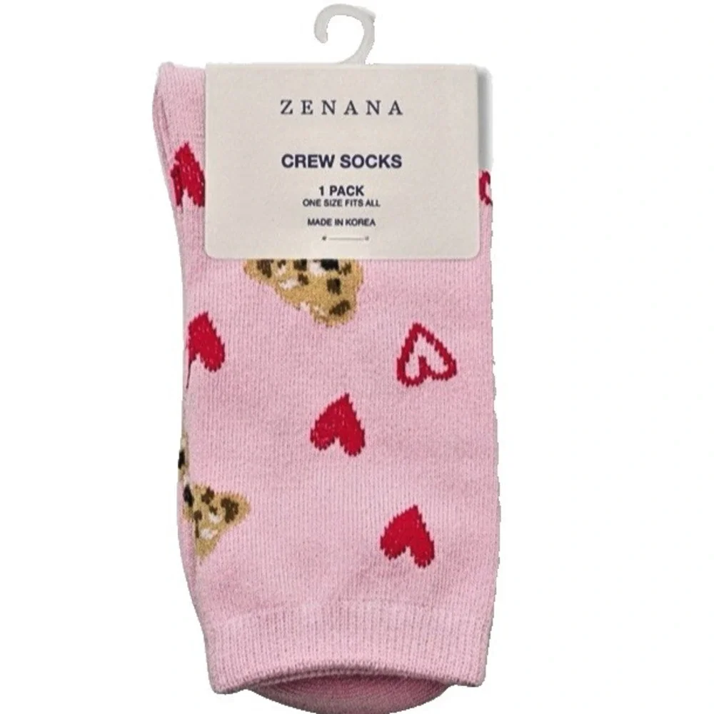 Zenana Heart Bear Artwork Pink Crew Socks Cotton Blend Womens One Size‎ NEW